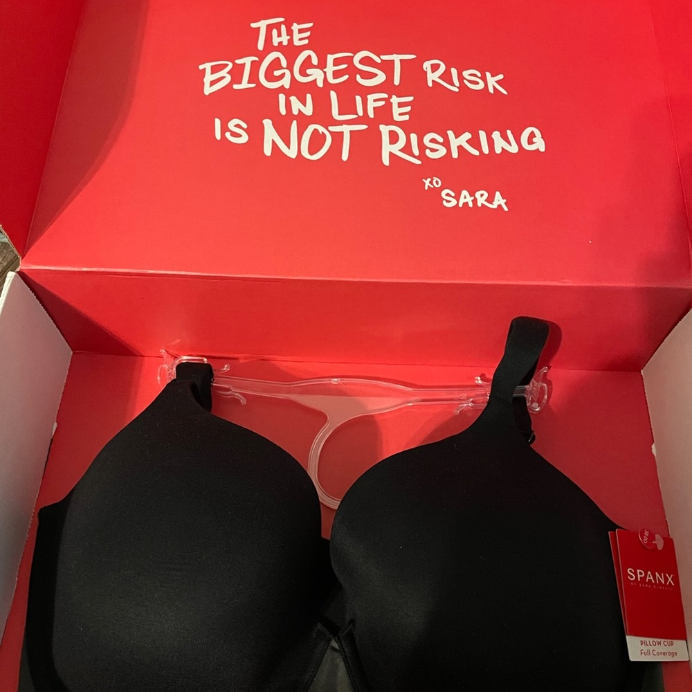 Spanx underwire bra. 36DD